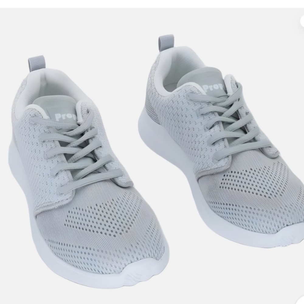 Propet Travelbound Tra Pastel Gray Lightweight Walking Sneakers Shoe Size 11